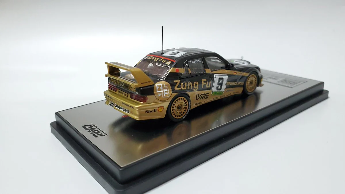 INNO x POPRACE Mercedes-Benz AMG 190E EVO #9 MACAU GUIA RACE LIMITED - Image 3