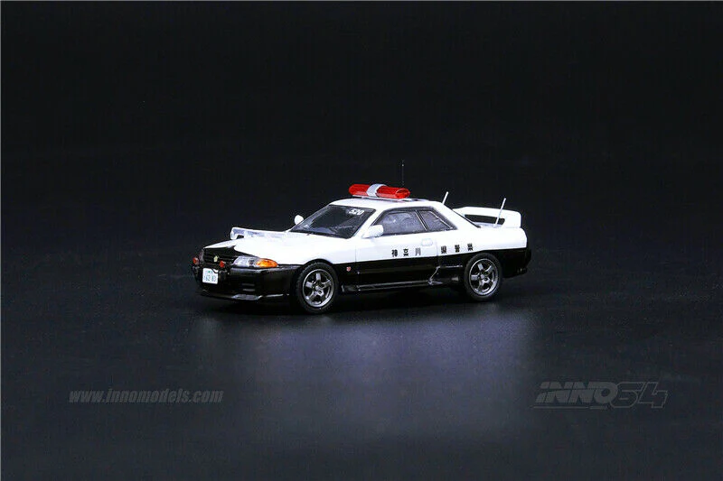 INNO64 Nissan Skyline GT-R R32 Kanagawa-Kenkei Japanese Police - Image 2