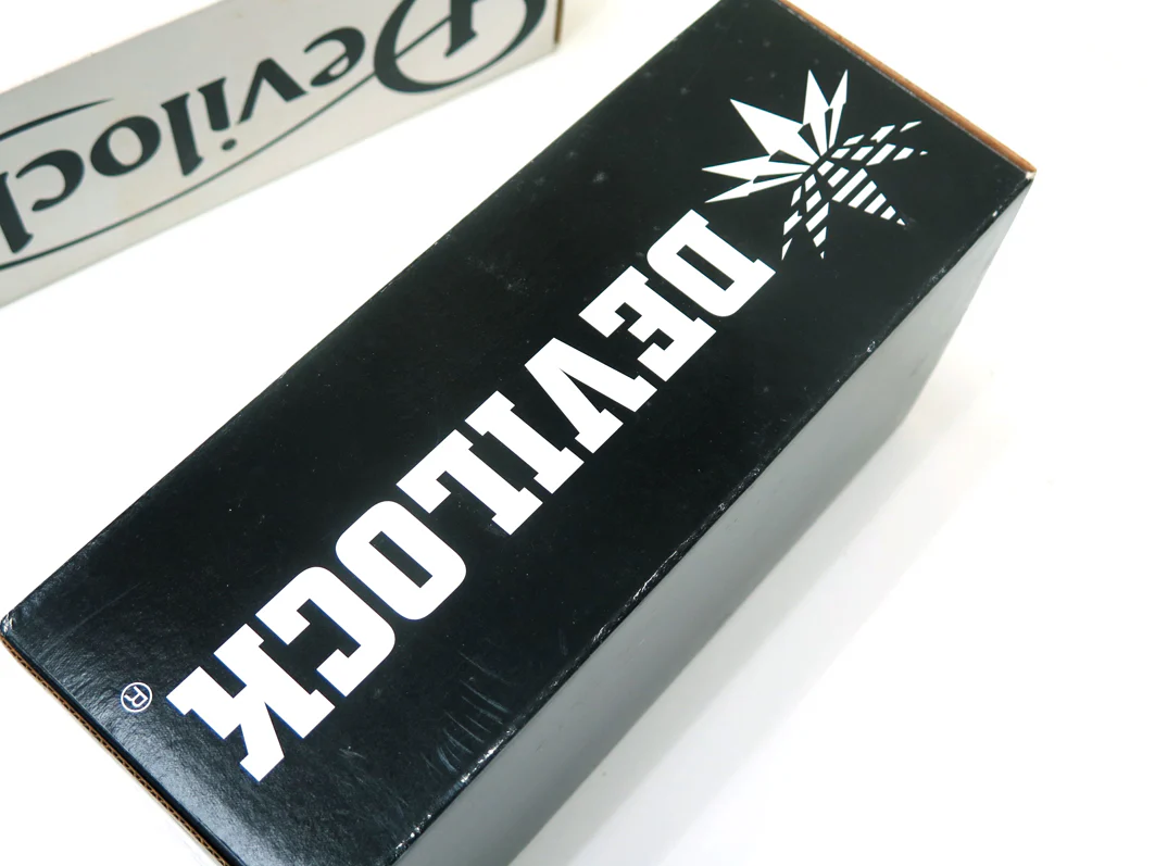 Medicom Beabrick x Warp Devilock 2003 Black & White 400% Be@rbrick Set Japan Exclusive - Image 8
