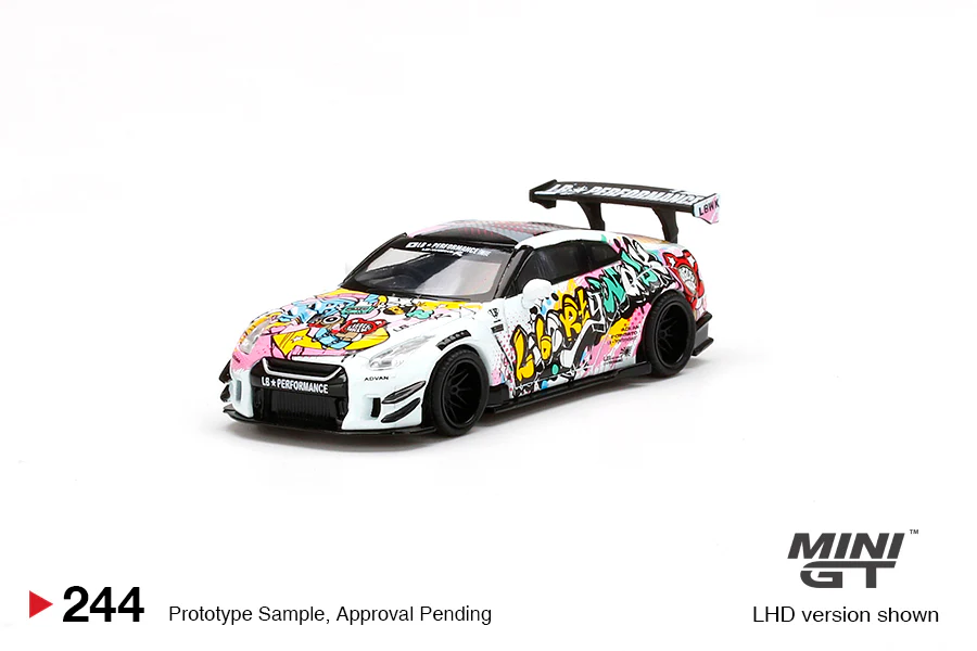MINI GT 244 LB★WORKS Nissan GT-R R35 Type 2 Rear Wing ver 3 LBWK Kuma Graffiti - Image 2