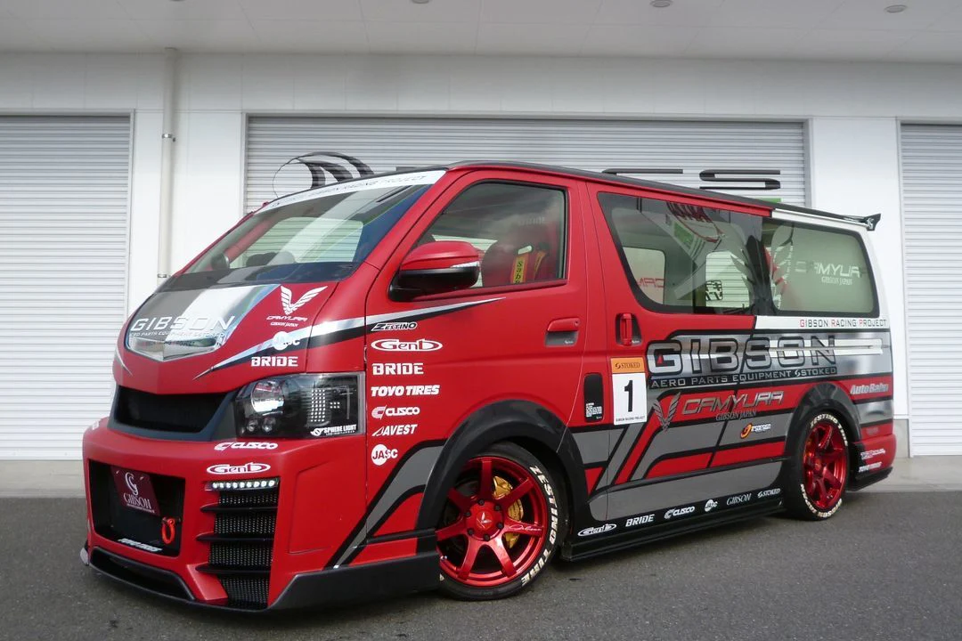 Tarmac Works Toyota Hiace Widebody GIBSON Japan HK  ToyCar Salon Special Edition - Image 3