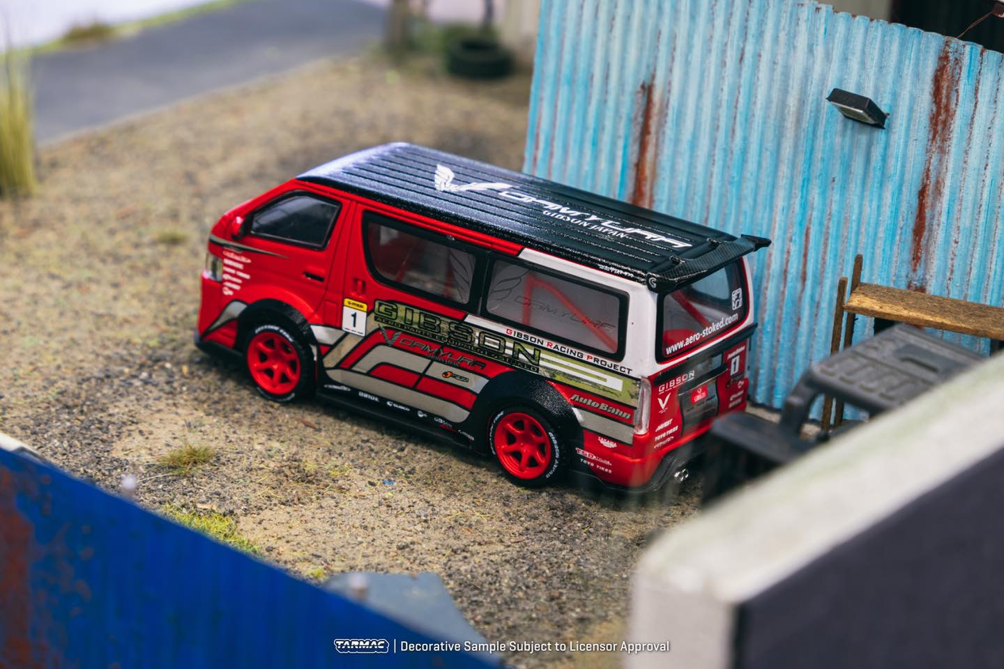 Tarmac Works Toyota Hiace Widebody GIBSON Japan HK  ToyCar Salon Special Edition - Image 4